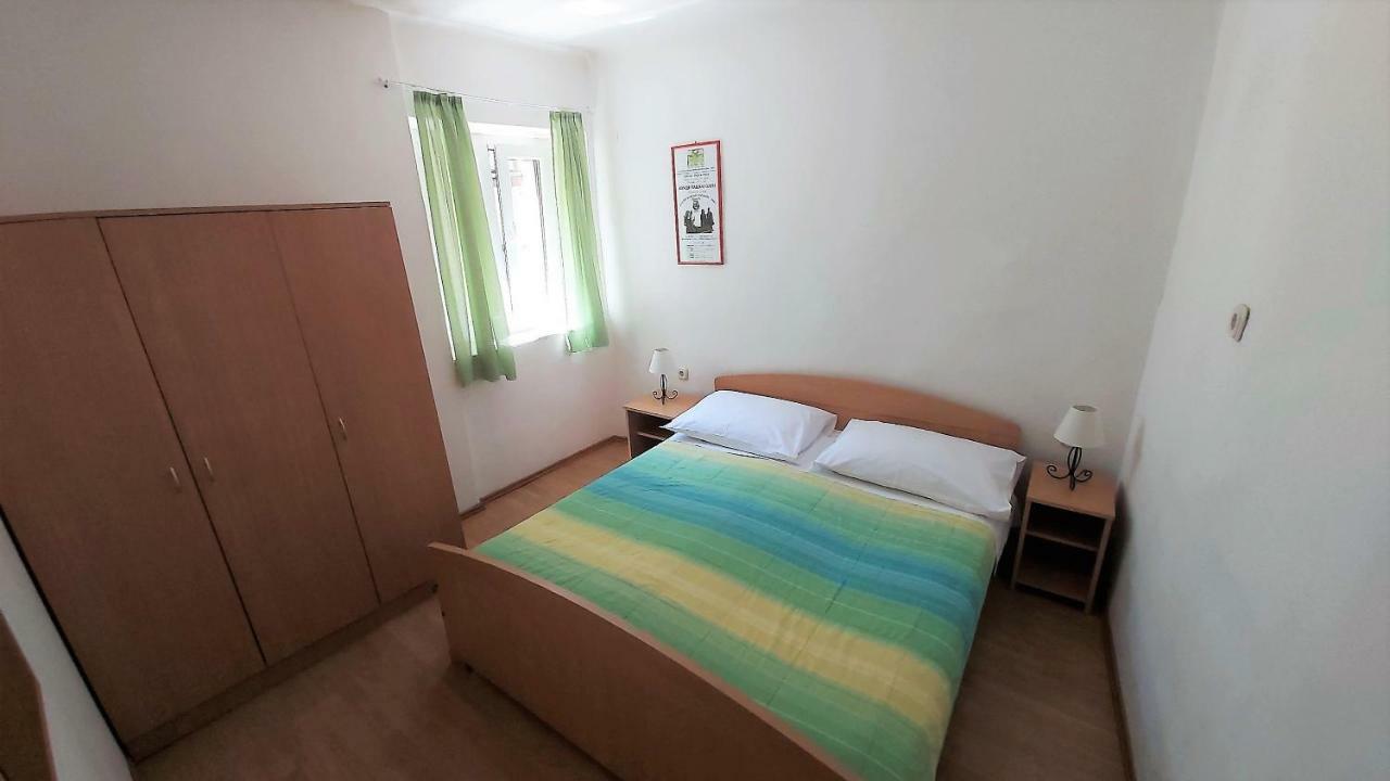 Apartment Mandic 오미스 외부 사진